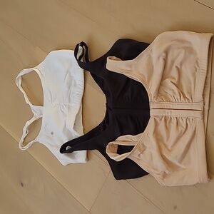 New without Tags 3 Fruit Of The Loom Bras.  Size 38